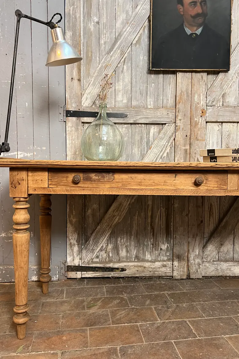 Ancien bureau de tapissier en chêne