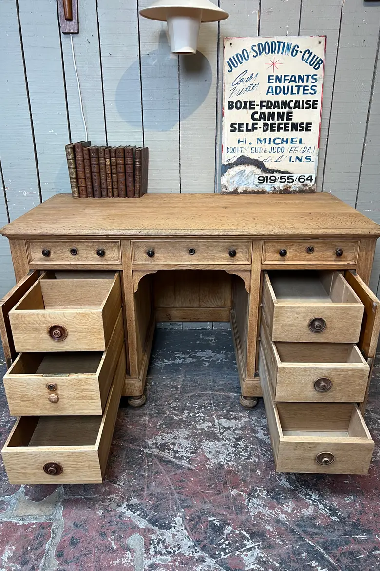Ancien bureau double face en chêne