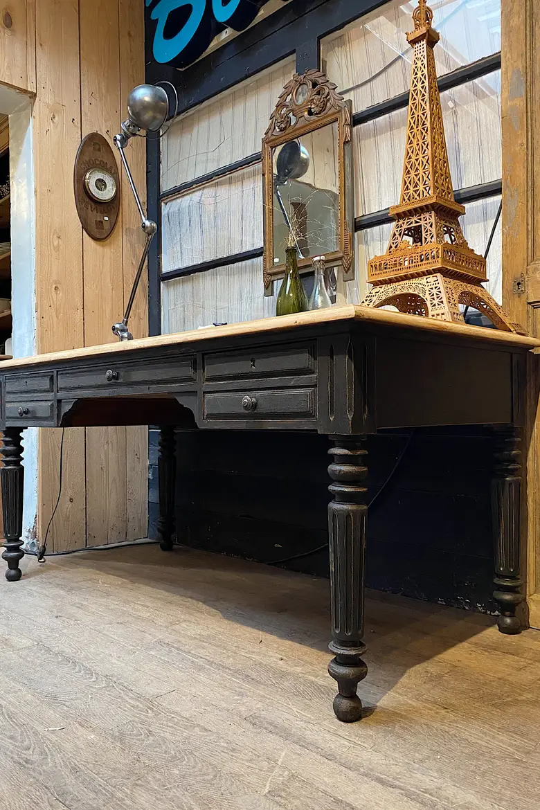 Ancien bureau en chêne Début XXème