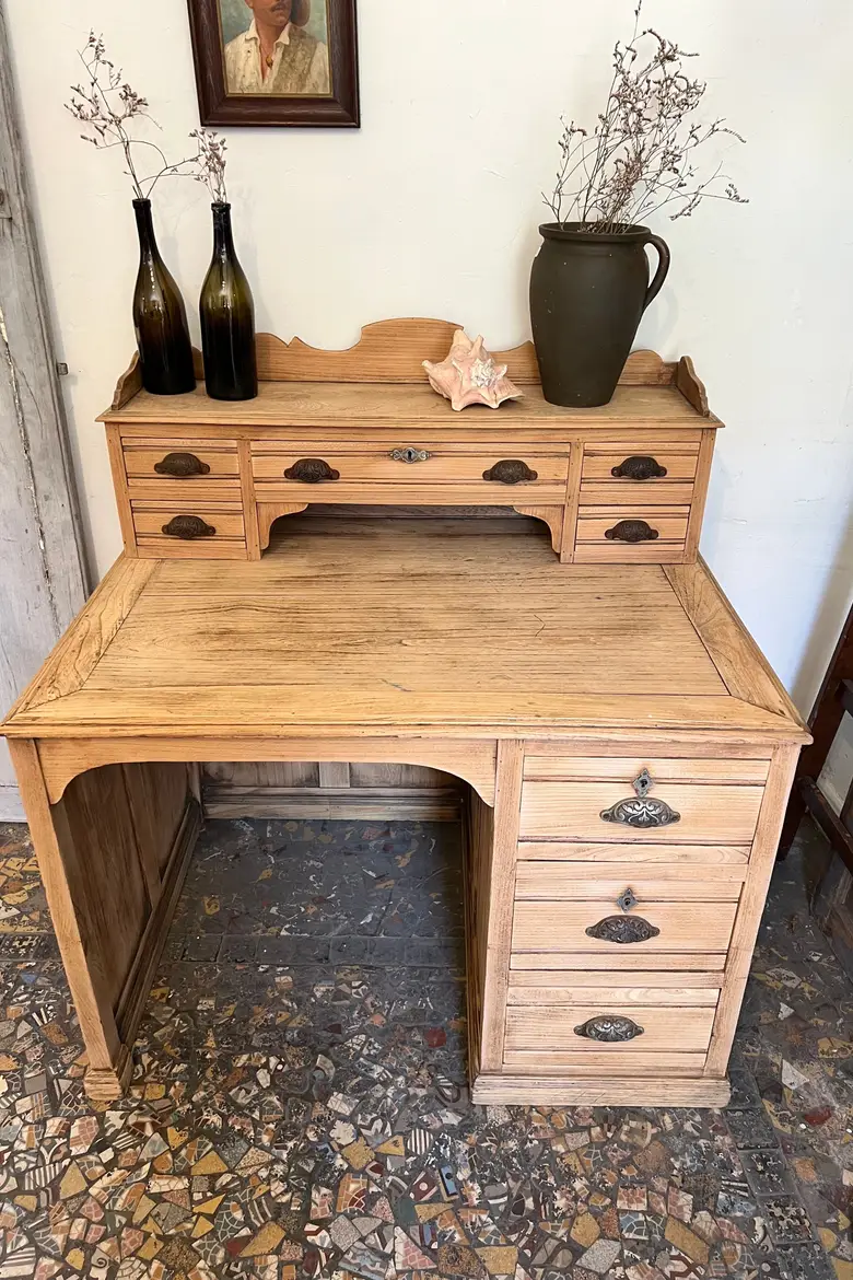 Ancien bureau en chêne Début XXème