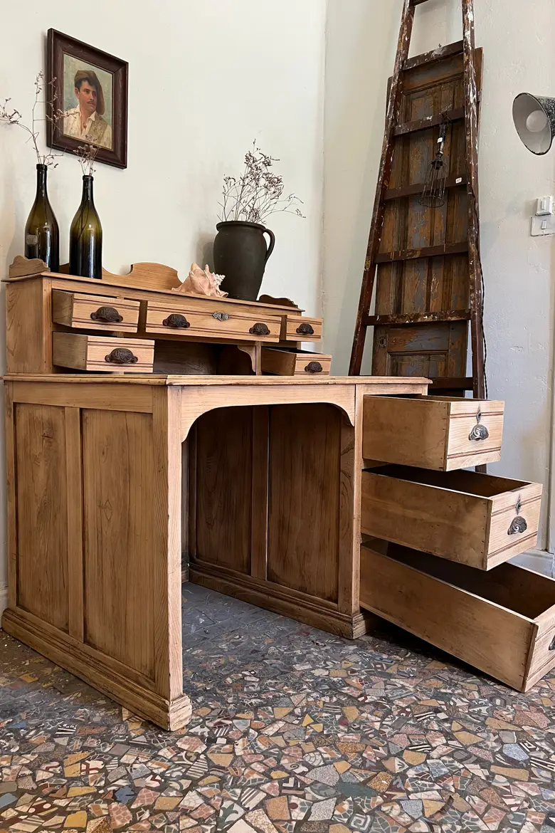 Ancien bureau en chêne Début XXème