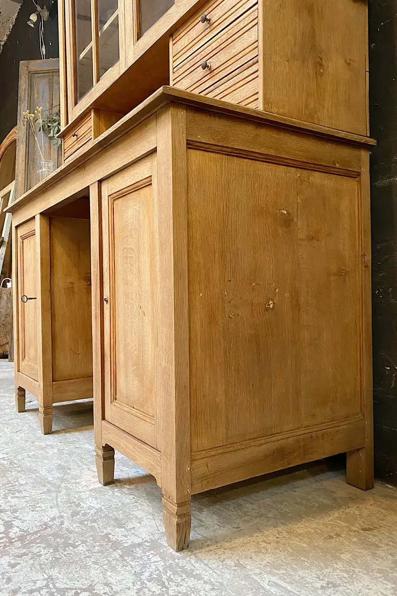Ancien bureau en chêne vitré Début XXème