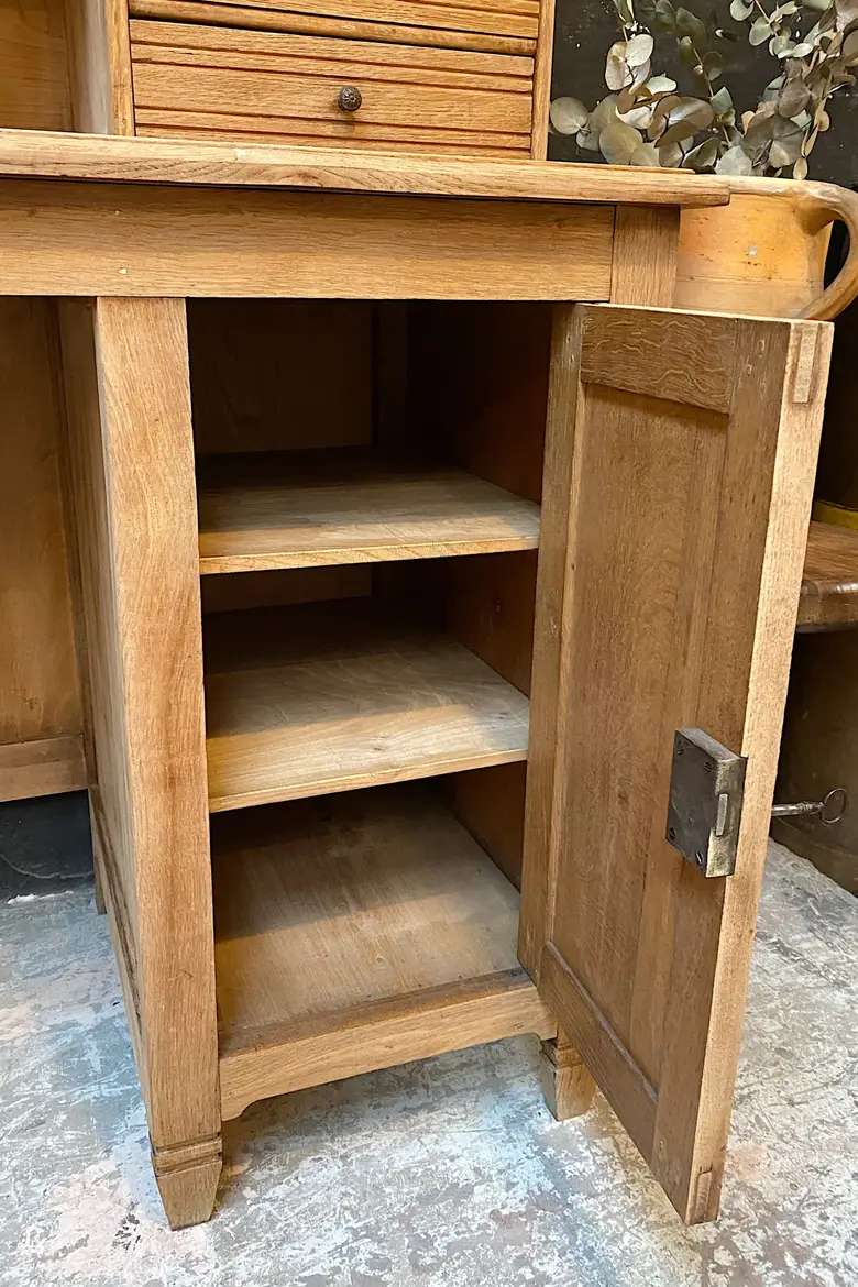Ancien bureau en chêne vitré Début XXème