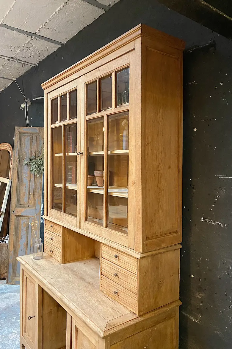 Ancien bureau en chêne vitré Début XXème
