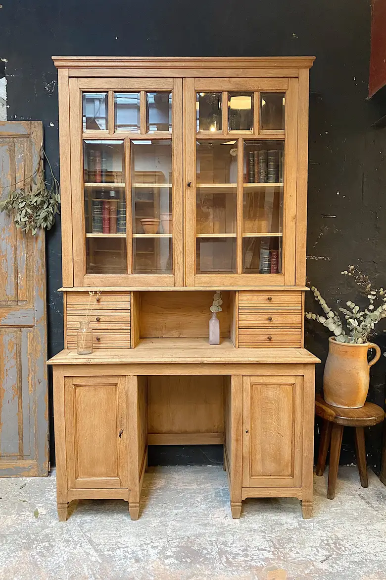 Ancien bureau en chêne vitré Début XXème