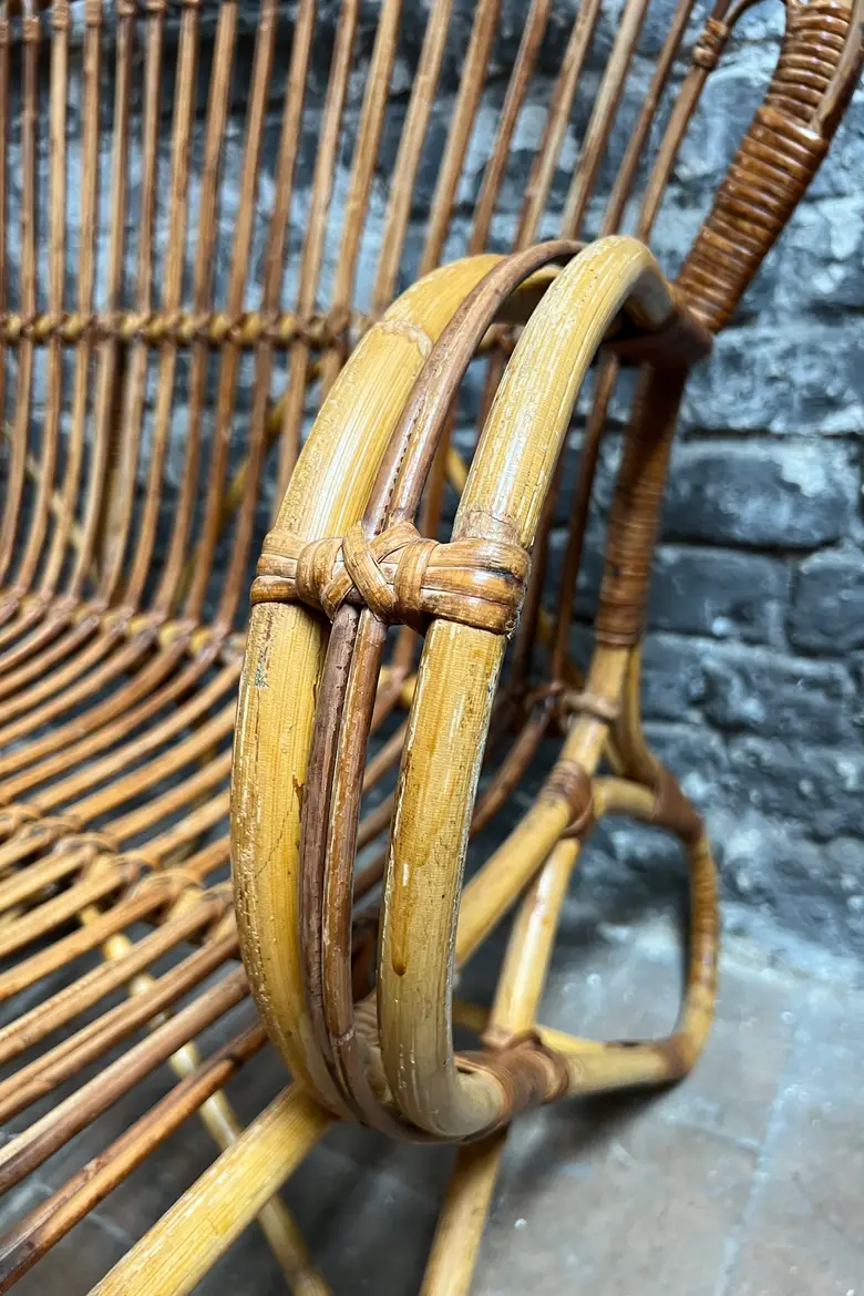 Ancien canapé en rotin 3 places des années 50