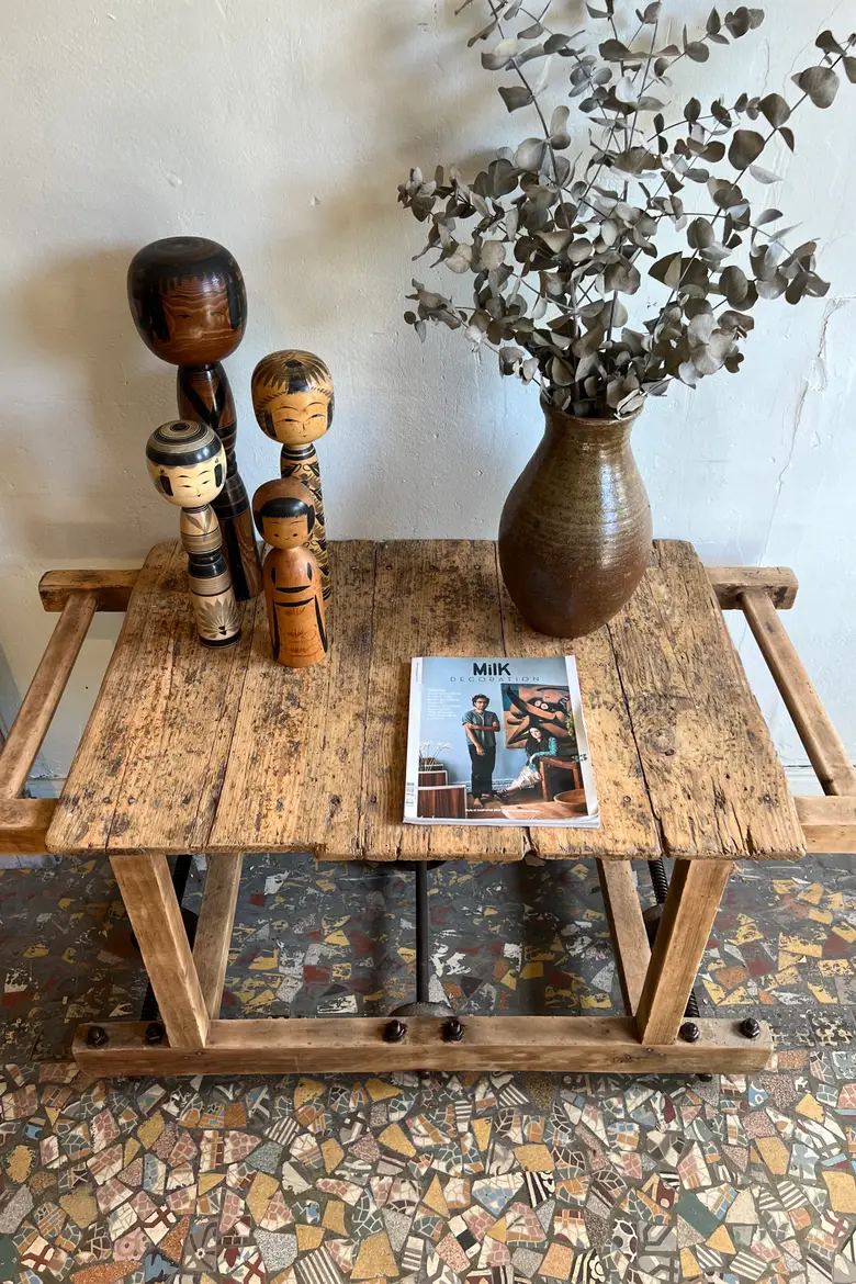 Ancien chariot d’atelier en bois brut Début XXème