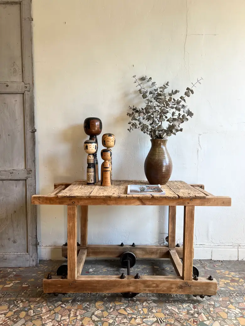 Ancien chariot d’atelier en bois brut Début XXème
