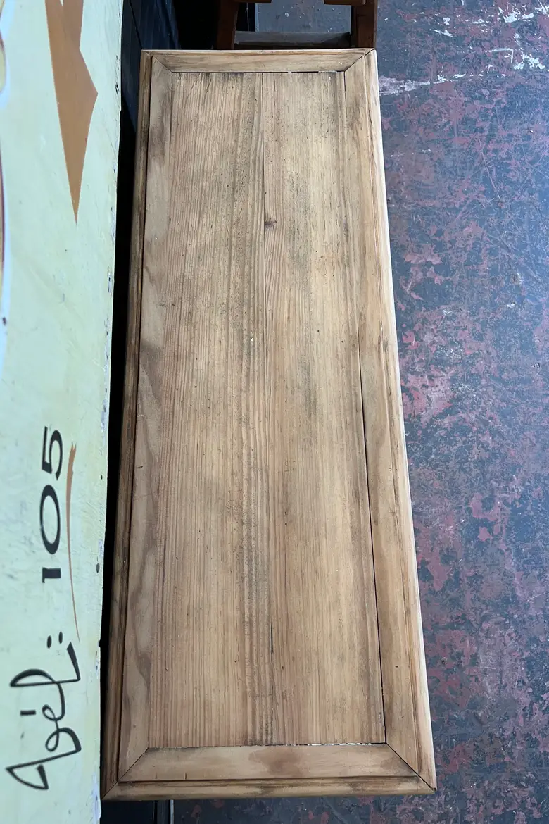 Ancien coffre en bois brut Début XXeme