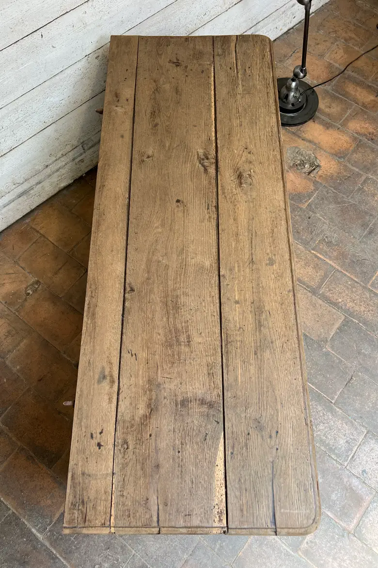 Ancien coffre en chêne du XIXe siècle