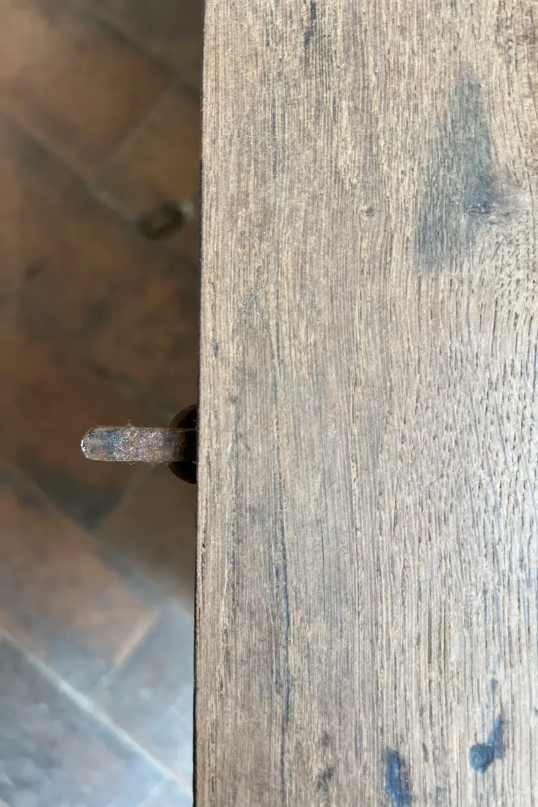 Ancien coffre en chêne du XIXe siècle