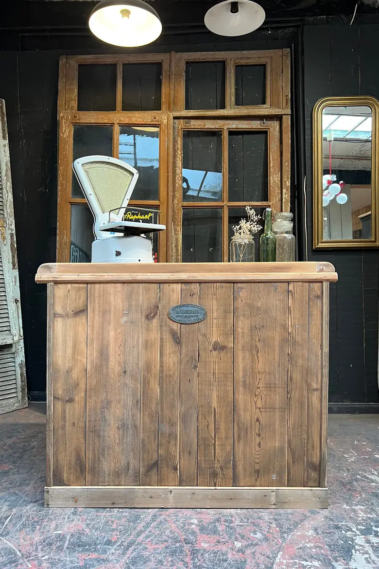 Ancien comptoir d’atelier en sapin Début XXème