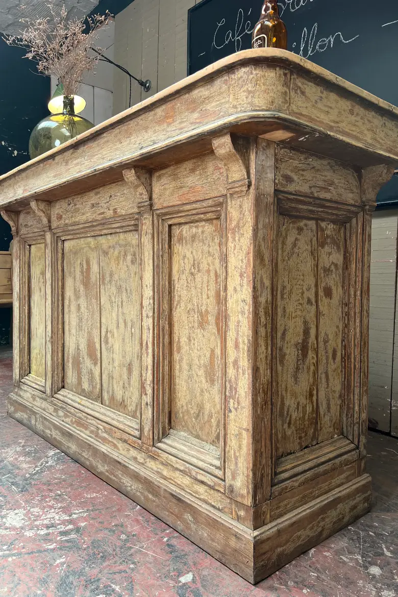 Ancien comptoir de bistrot
