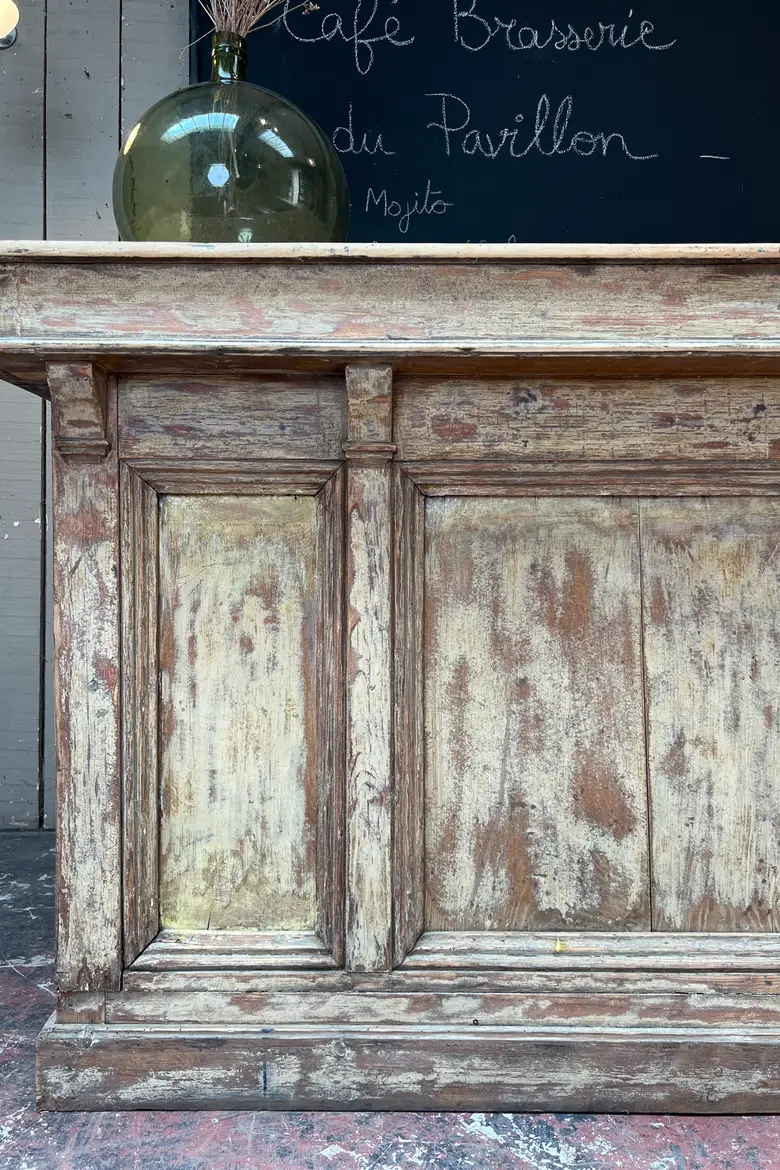 Ancien comptoir de bistrot
