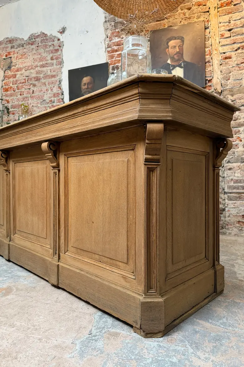 Ancien comptoir de boutique en chêne – fin XIXᵉ