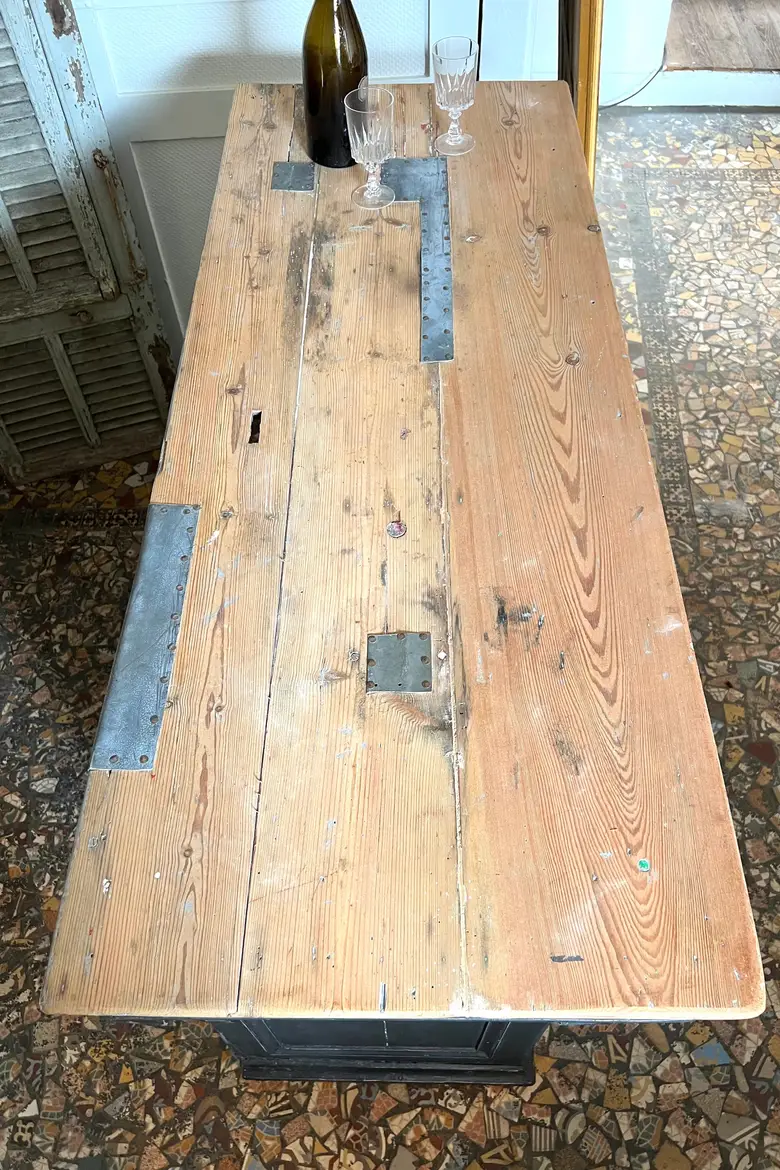 Ancien comptoir de café en sapin Début XXème
