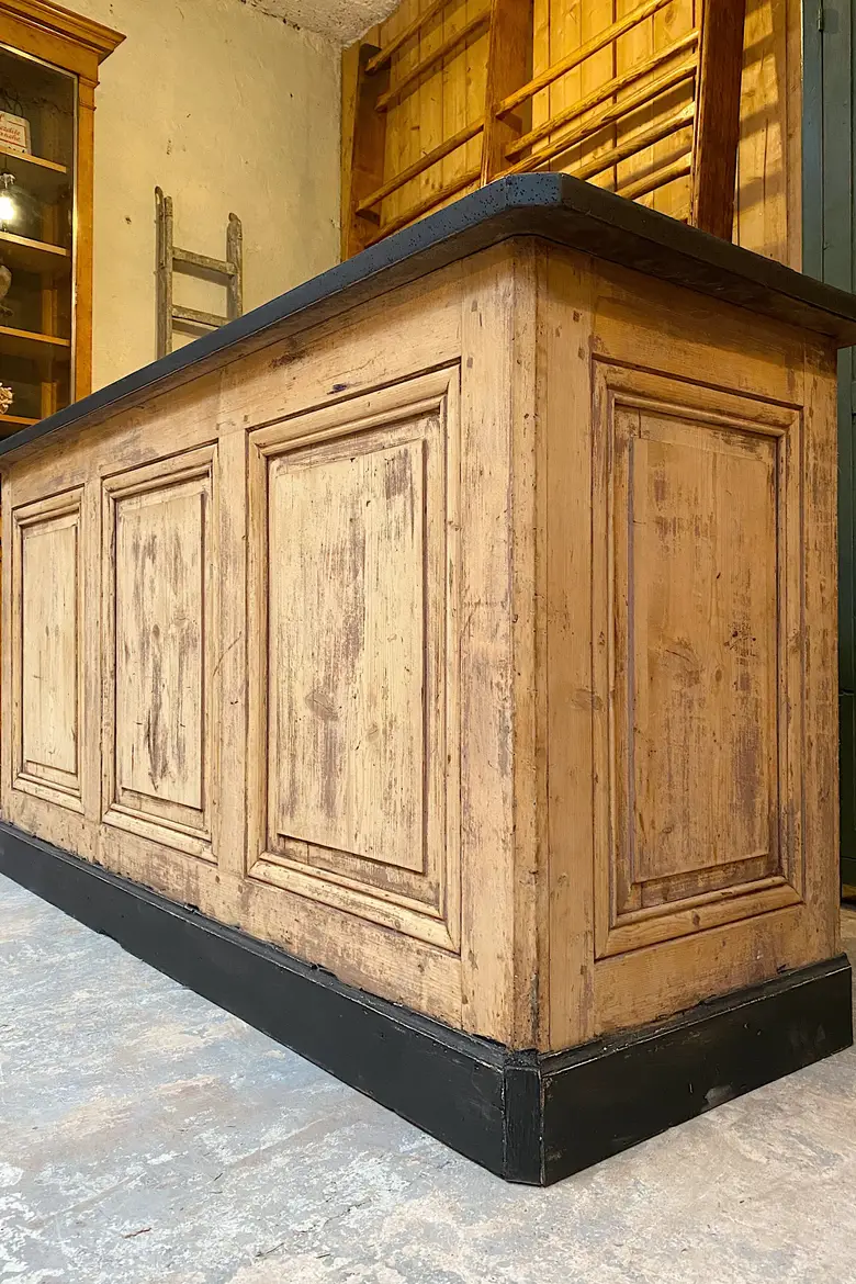 Ancien comptoir de café en sapin Début XXème
