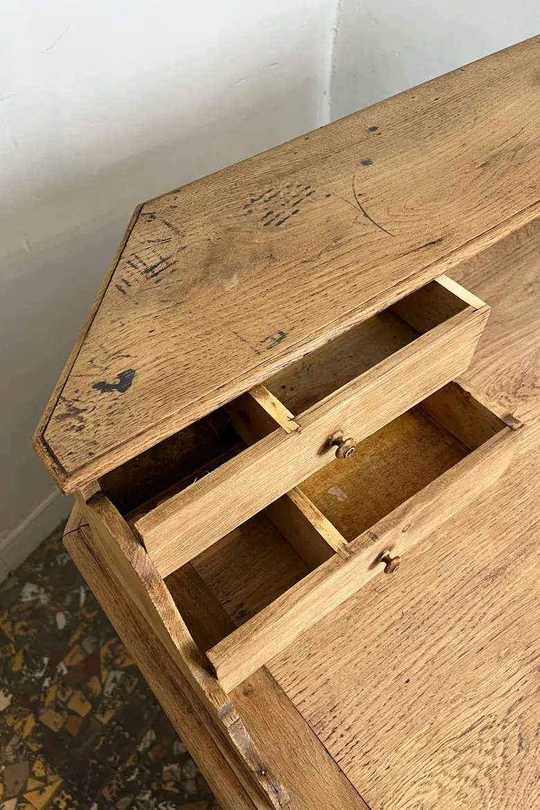 Ancien comptoir de commerce en chêne – début XXe