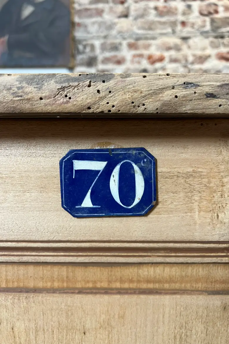 Ancien comptoir de commerce en sapin et chêne