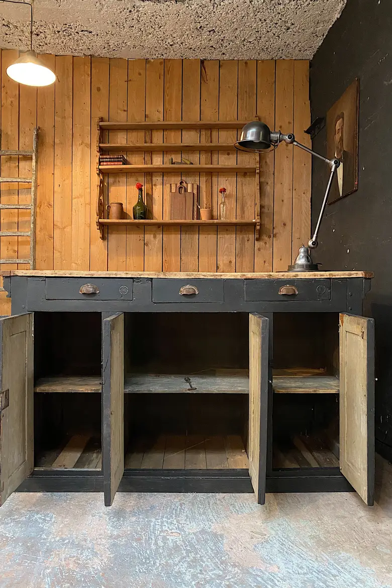 Ancien comptoir de magasin en merisier Début XXème