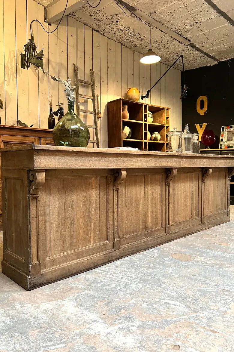 Ancien comptoir de mercerie en chêne Début XXème