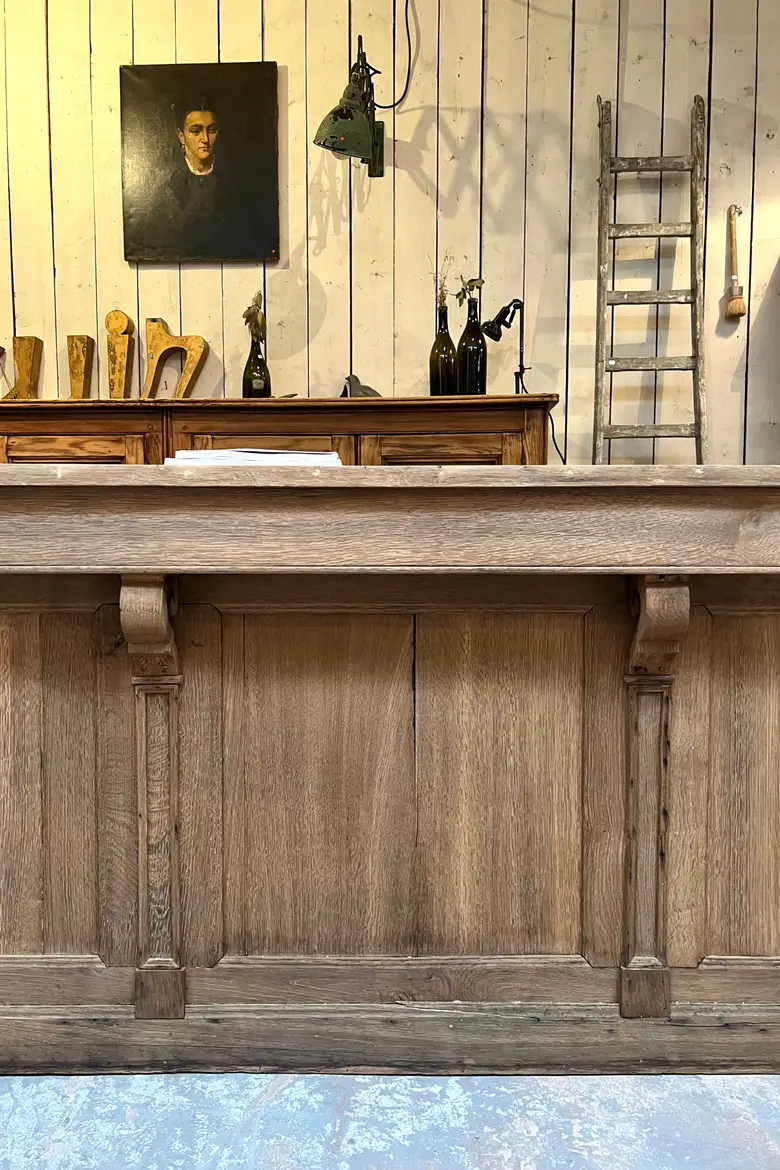 Ancien comptoir de mercerie en chêne Début XXème