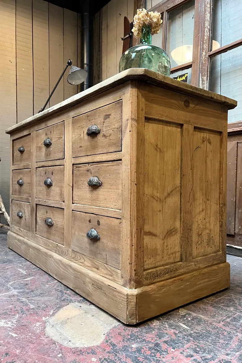 Ancien comptoir d’épicerie en bois Début XXème