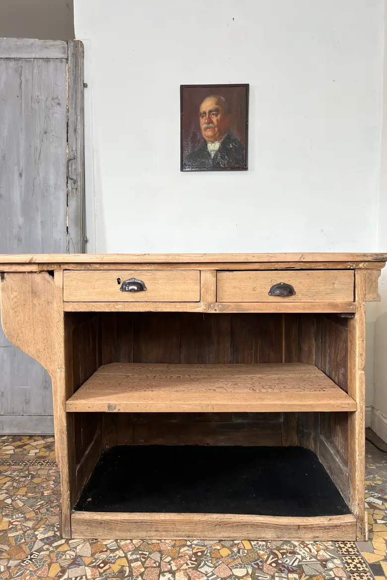 Ancien comptoir en chêne