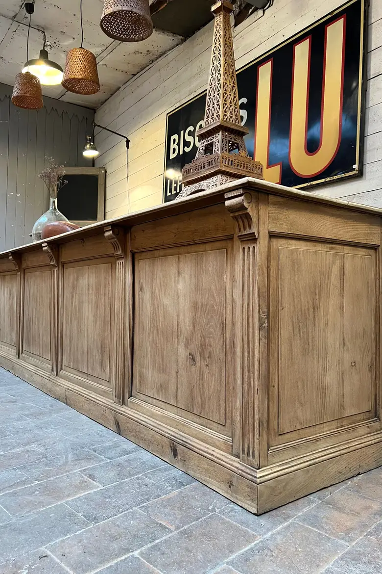 Ancien comptoir en chêne Début XXème