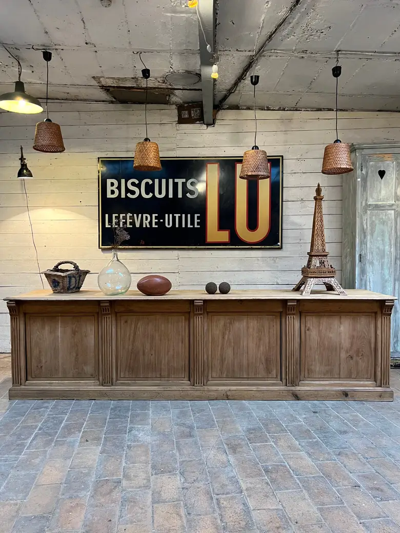 Ancien comptoir en chêne Début XXème