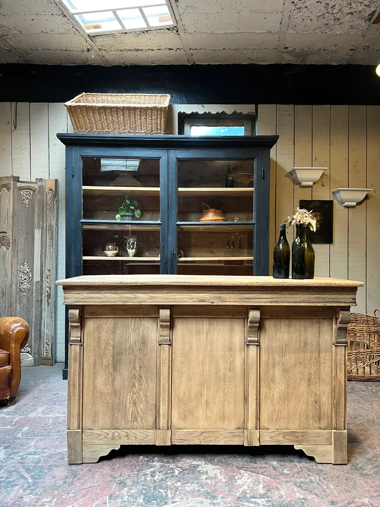 Ancien comptoir en chêne Début XXème