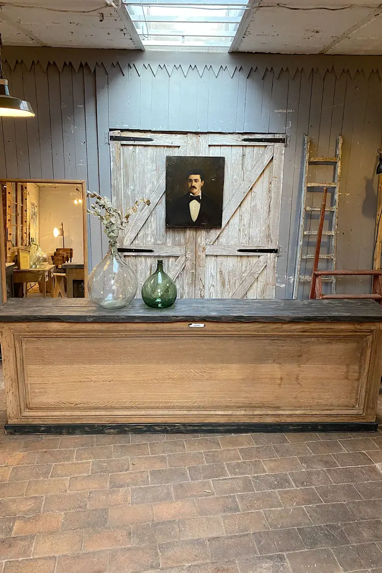 Ancien comptoir en chêne Début XXème