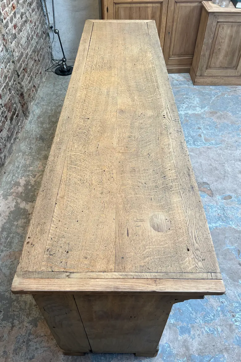 Ancien comptoir en chêne