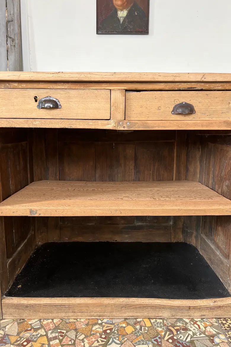 Ancien comptoir en chêne