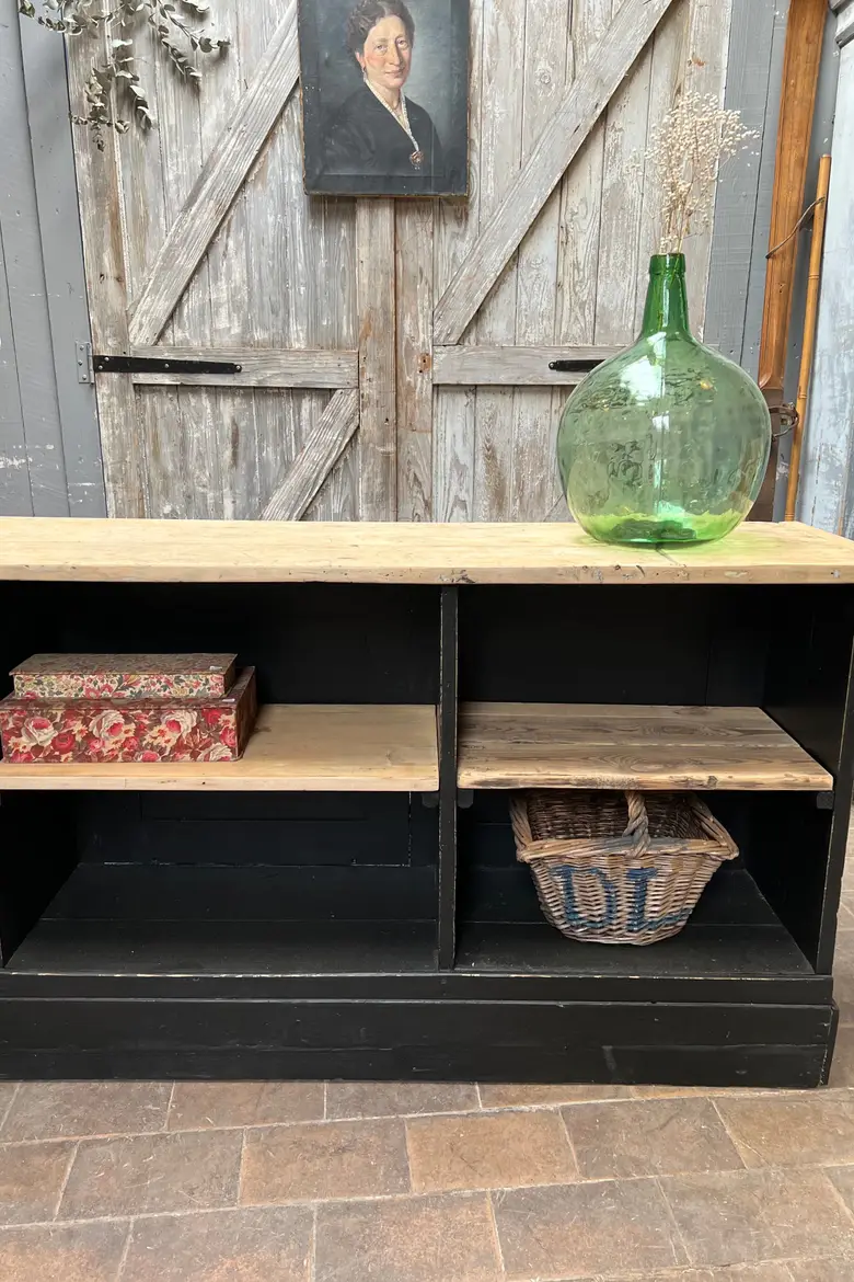 Ancien comptoir en hêtre Début XXème