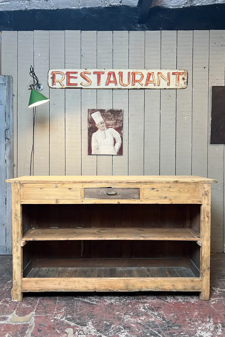 Ancien comptoir en sapin