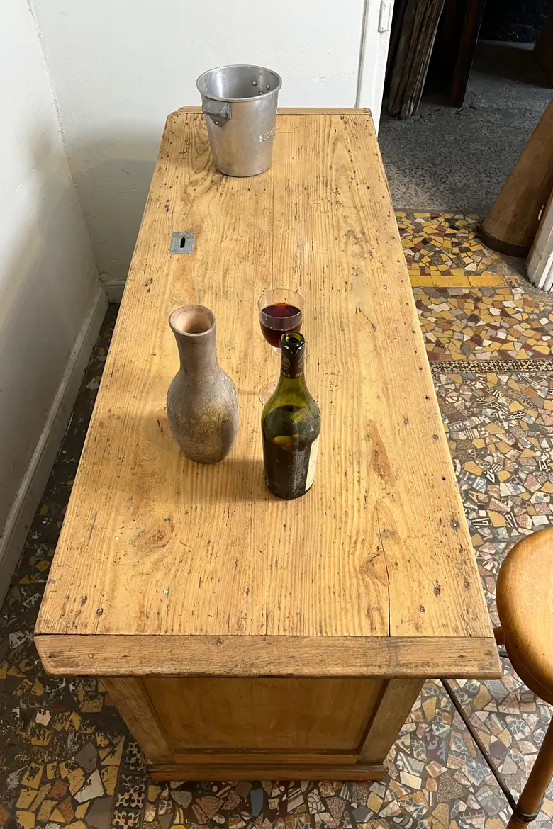 Ancien comptoir en sapin – Début XXe