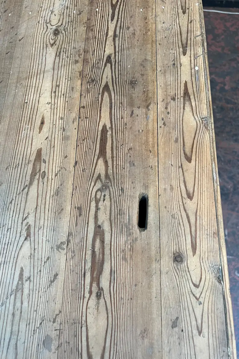 Ancien comptoir en sapin Début XXème