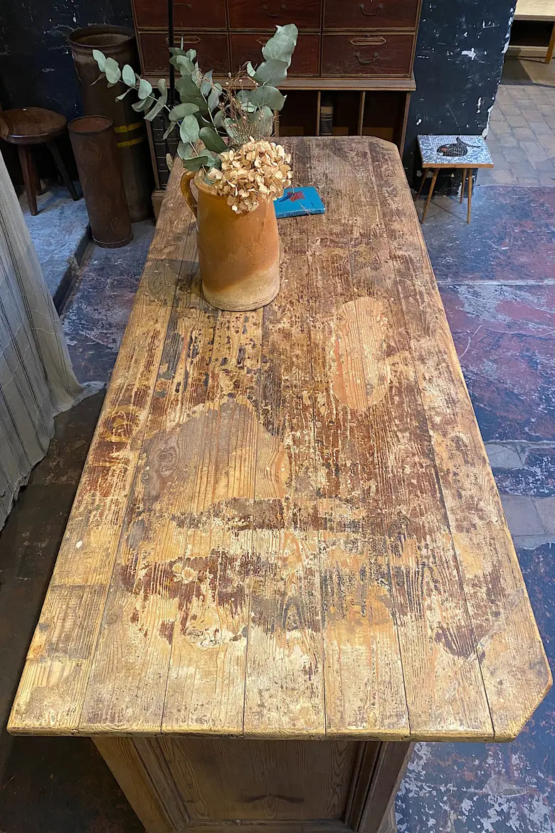 Ancien comptoir en sapin Début XXème