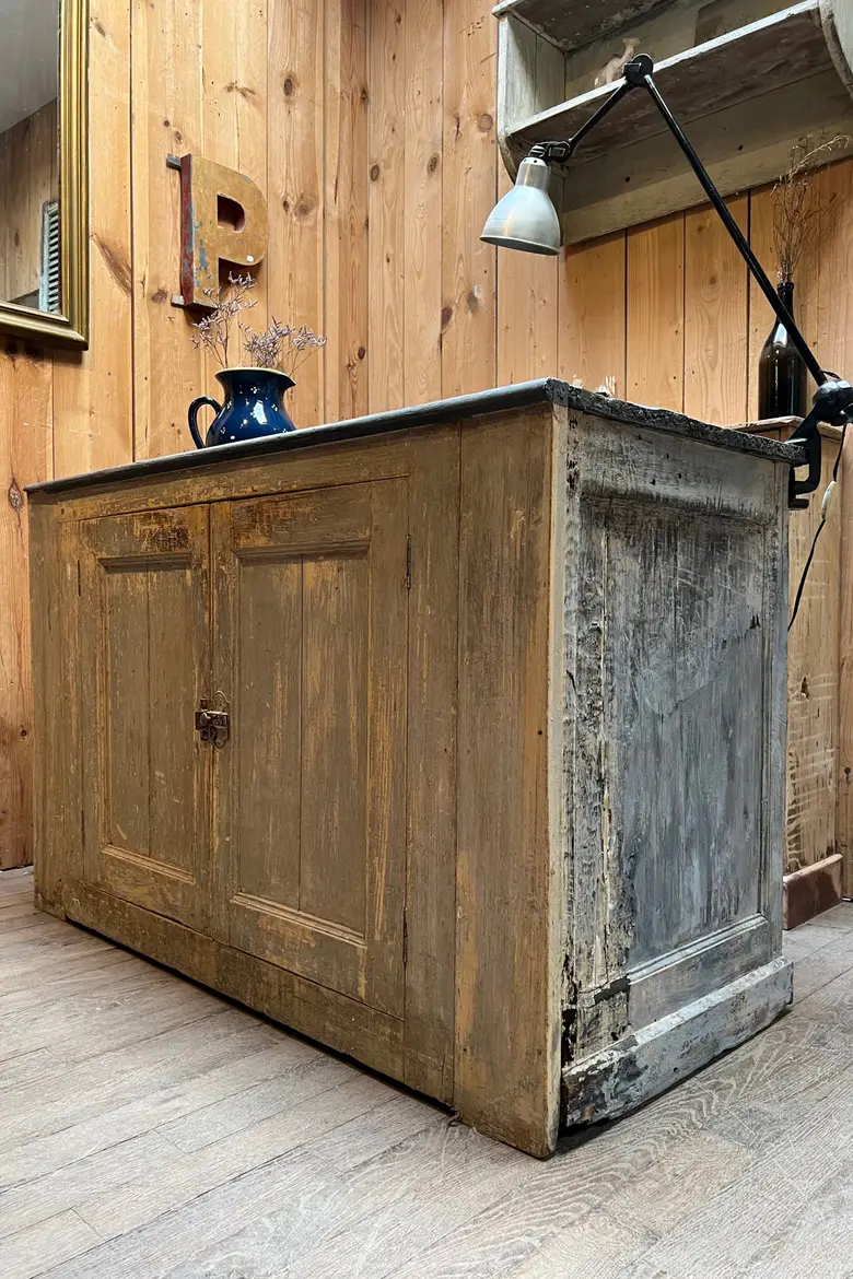 Ancien comptoir patiné de magasin Début XXème