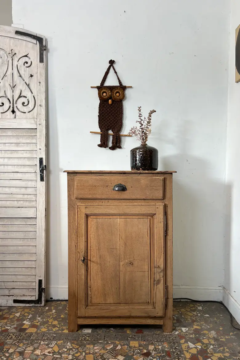 Ancien confiturier en chêne