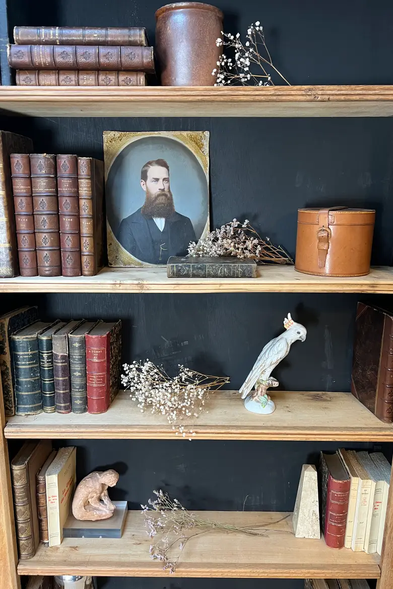 Ancien deux corps en chêne