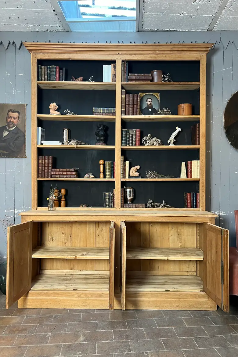 Ancien deux corps en chêne