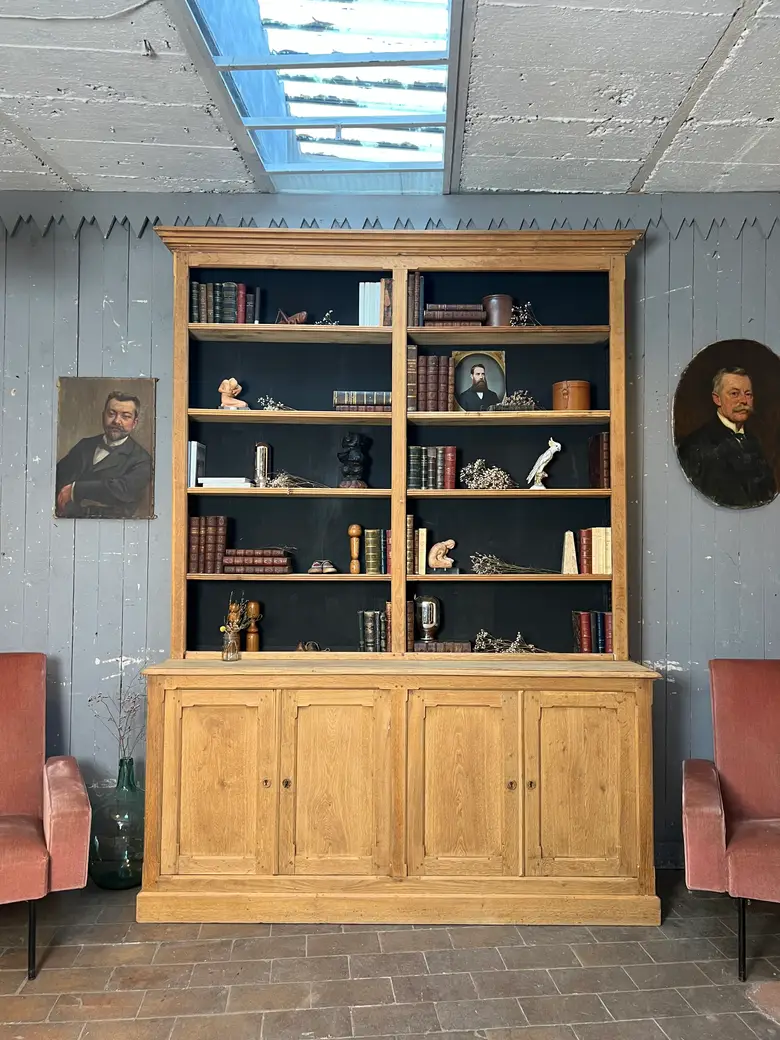 Ancien deux corps en chêne