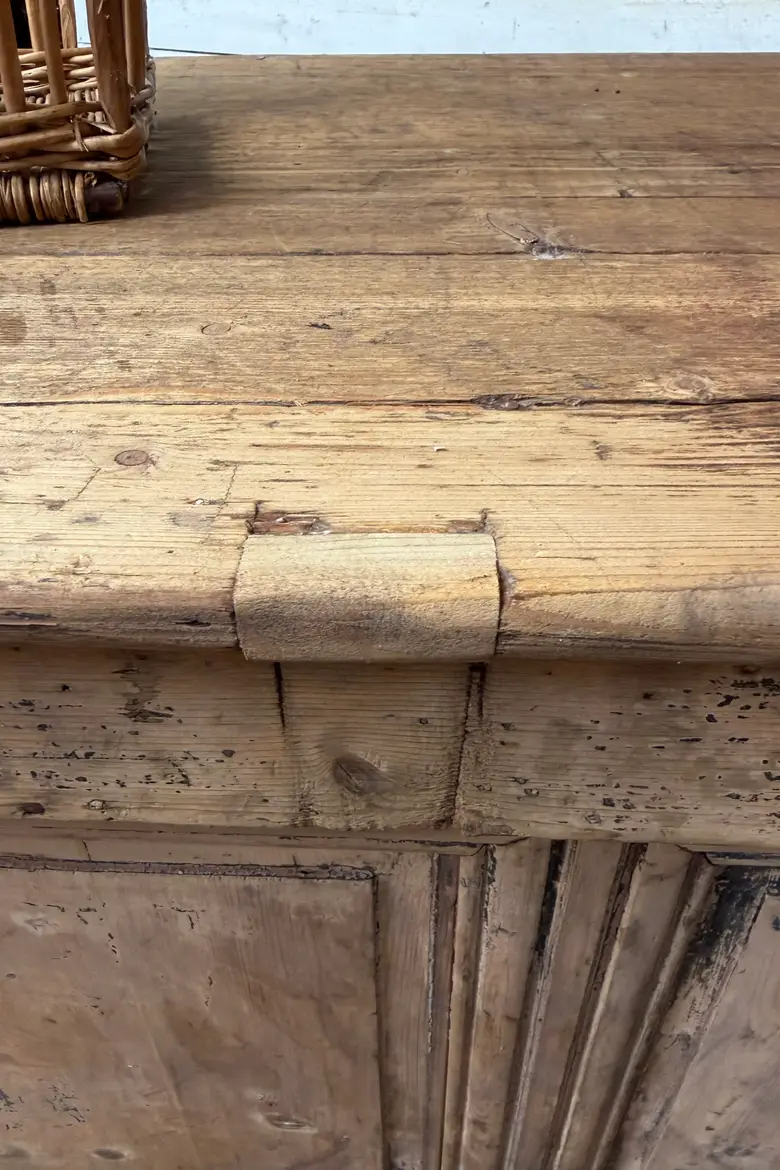 Ancien et grand comptoir de commerce