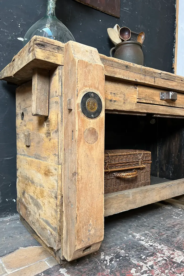 Ancien établi