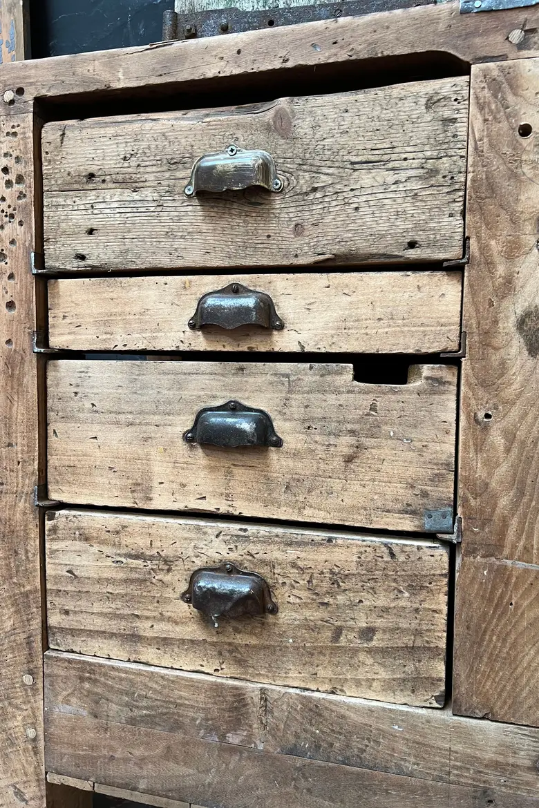Ancien établi à tiroirs en bois Début XXème