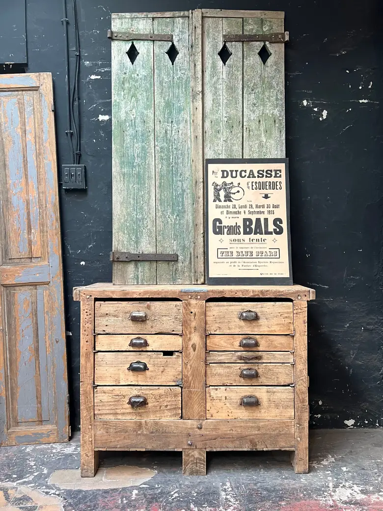 Ancien établi à tiroirs en bois Début XXème