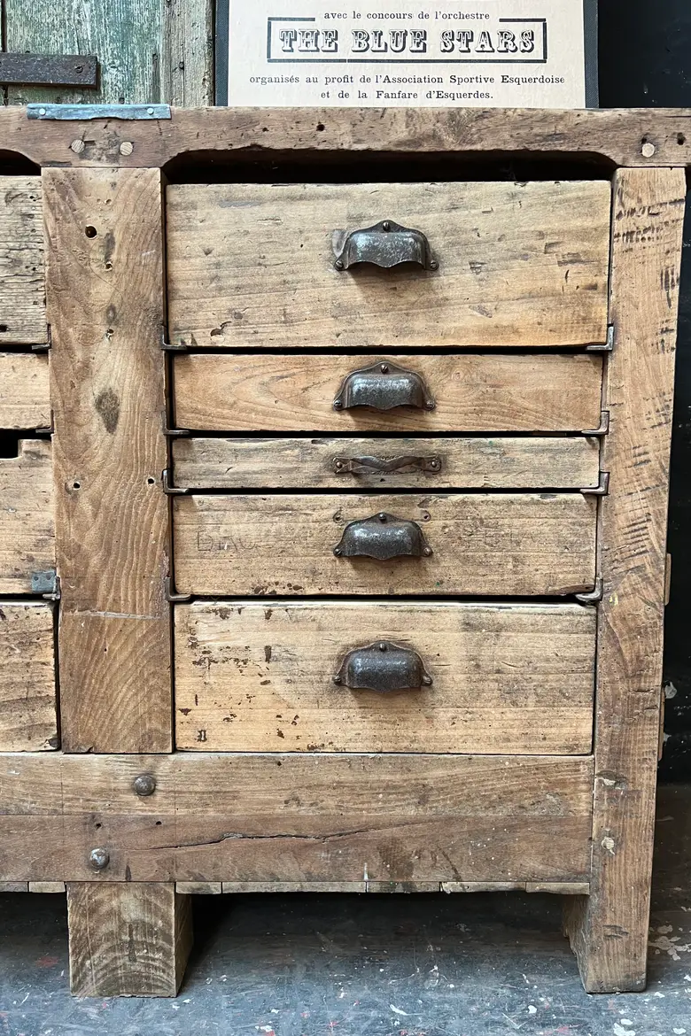 Ancien établi à tiroirs en bois Début XXème