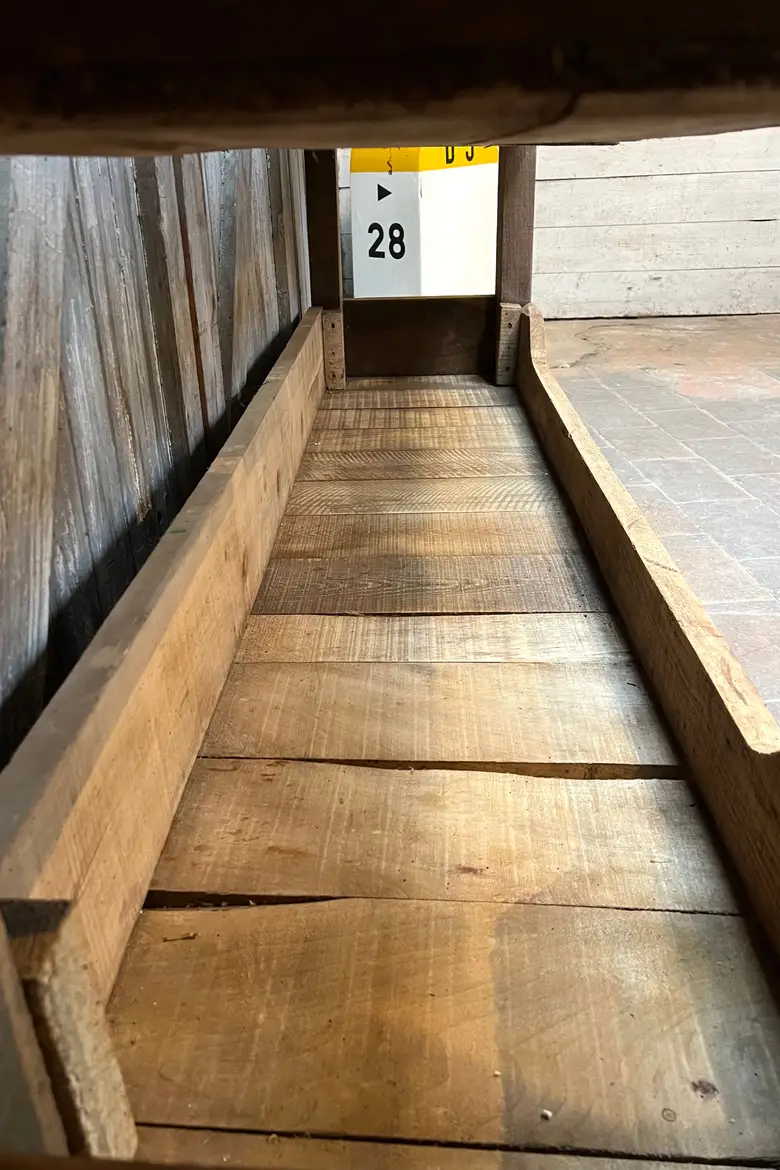 Ancien établi à tiroirs en bois Début XXème